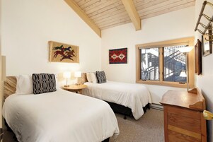 Condo, 3 quartos (H5) | Wi-Fi de cortesia, roupa de cama