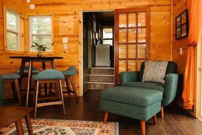 Peaceful Riverside Cabin