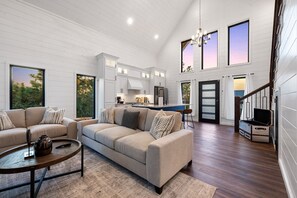 Smart TV, chimenea