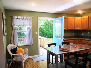 Dining - Outdoor Path: minutes to both DuPont and Pisgah Forest (Pisgah Forest)