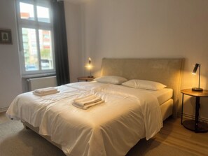 2 bedrooms, iron/ironing board, WiFi, bed sheets - Maximi Loft - Vacation & Business (Merseburg)