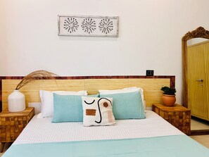 Kahden hengen standard-huone | Työpöytä, kannettavalle tietokoneelle sopiva työtila, ilmainen Wi-Fi