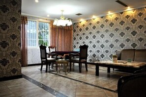 Dining - Runfeng Hotel (Meishan)