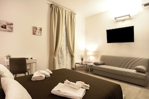 6 habitaciones, wifi y ropa de cama
