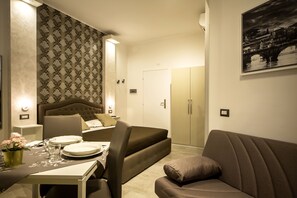 6 habitaciones, wifi y ropa de cama