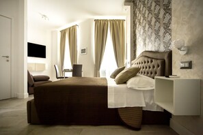 6 bedrooms, WiFi, bed sheets - TUPINI RESIDENCE, S.PIETRO SUITES (Roma)