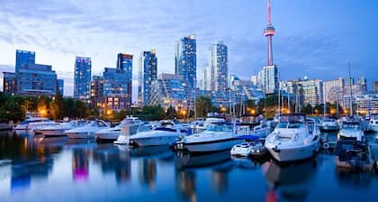 1 BRDM Apartment, Steps to Lake Waterfront