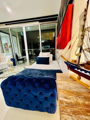 1 camera, ferro/asse da stiro, Wi-Fi, lenzuola