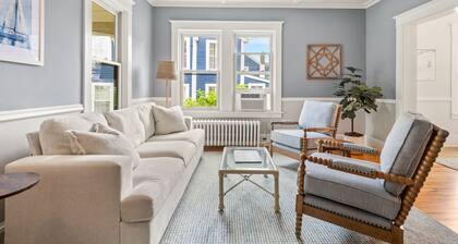 Luxe Historic Bungalow in Heart of Downtown Mystic
