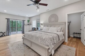 4 Schlafzimmer, kostenloses WLAN, Bettwäsche