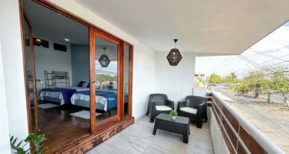 TOP LOCATION BEACHFRONT - CASA CORAL