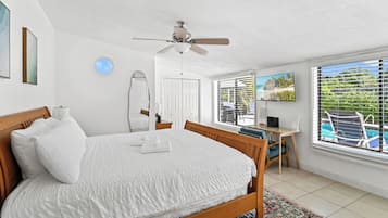 4 bedrooms, desk, iron/ironing board, travel cot