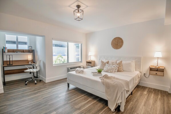 Superior Suite | Blackout curtains, free WiFi, bed sheets - Agave on the Beach (Miami Beach)