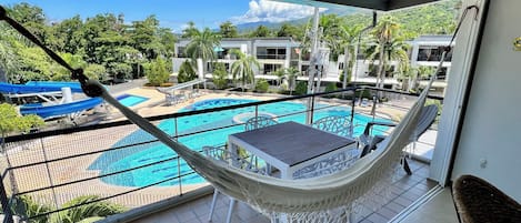 6 piscines extérieures