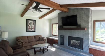 Country house haven. Unplug and relax at our enchanting country escape!