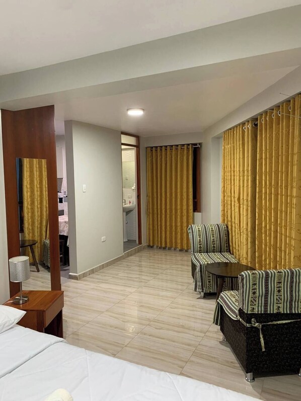 1 camera, Wi-Fi, lenzuola