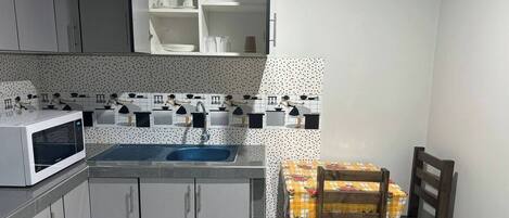 Fridge, microwave, stovetop