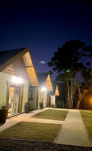 Front of property - Campos do Jordão Chalés (Campos do Jordão)