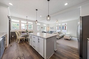 Interior - New Home~Port Clinton~Lake Erie Views~Beach Access (Port Clinton)