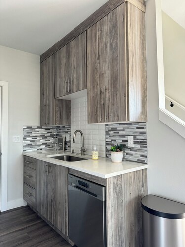 Beautiful and Modern ADU with its own private entrance