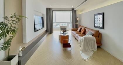 Shanghai Nanjing West Road Jing'an Yijingyuan Jing'an Temple Hang Lung