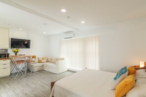 5 bedrooms, WiFi, bed sheets - Urban Hotel in the historic center of Vegueta (Las Palmas de Gran Canaria)