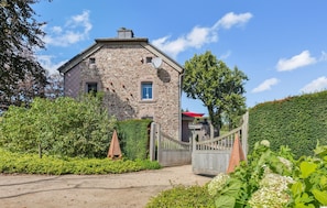 Exterior - Amazing home in Feuerscheid (Feuerscheid)