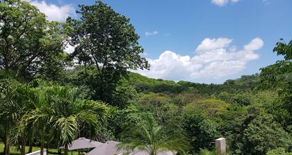 Naturist lodge for 6 people. Comprising 3 bungalows with swimming pool.