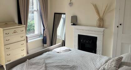 3 Befroom Victorian townhouse