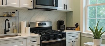 Spacious 2BR APT Multiple Fireworks Shows Just Mins Away!