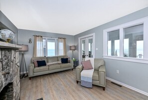 Smart TV, video games, DVD player, books