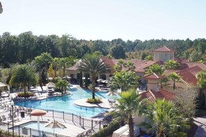 Pool - Luxurious Living at Your Fingertips with King bed (Davenport)