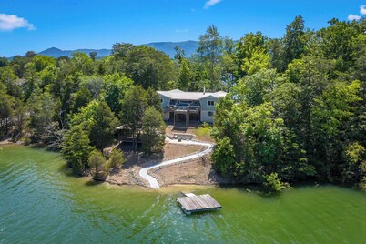 Rustic Lakefront Home w/ Beach!