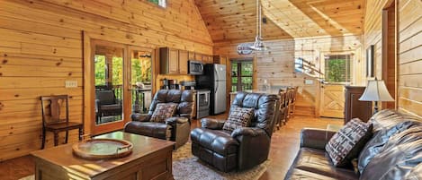 Fernseher, Kamin, DVD-Player, Arbeitsbereiche