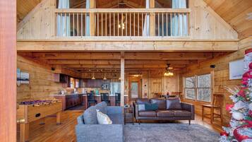 TV, peis, videospill og fotballspill