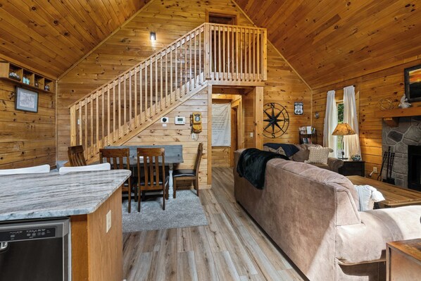 TV, fireplace, offices