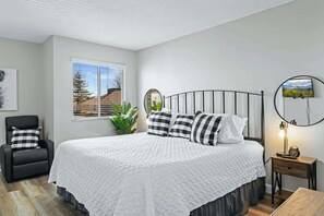 2 室のベッドルーム、WiFi、ベッドシーツ