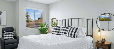 2 室のベッドルーム、WiFi、ベッドシーツ