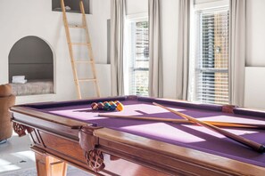 Game room - Modern Home w/ Hot Tub & Backyard Oasis! (Sevierville)