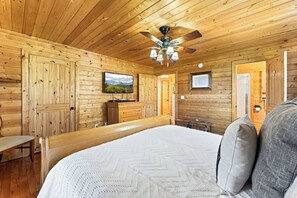 4 間睡房、熨斗/熨衫板、Wi-Fi、床單