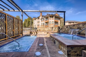 Indoor pool - Steps to Downtown Main Street & Ski In Ski Out! (Breckenridge)