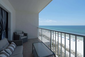 Appartement, Meerdere bedden, balkon, uitzicht op zee (Jellyfish Cove) | Terrein van de accommodatie