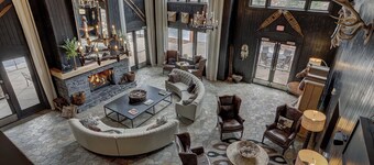 Blue Sky Breckenridge 2BR • Pool View & Luxury Resort Perks