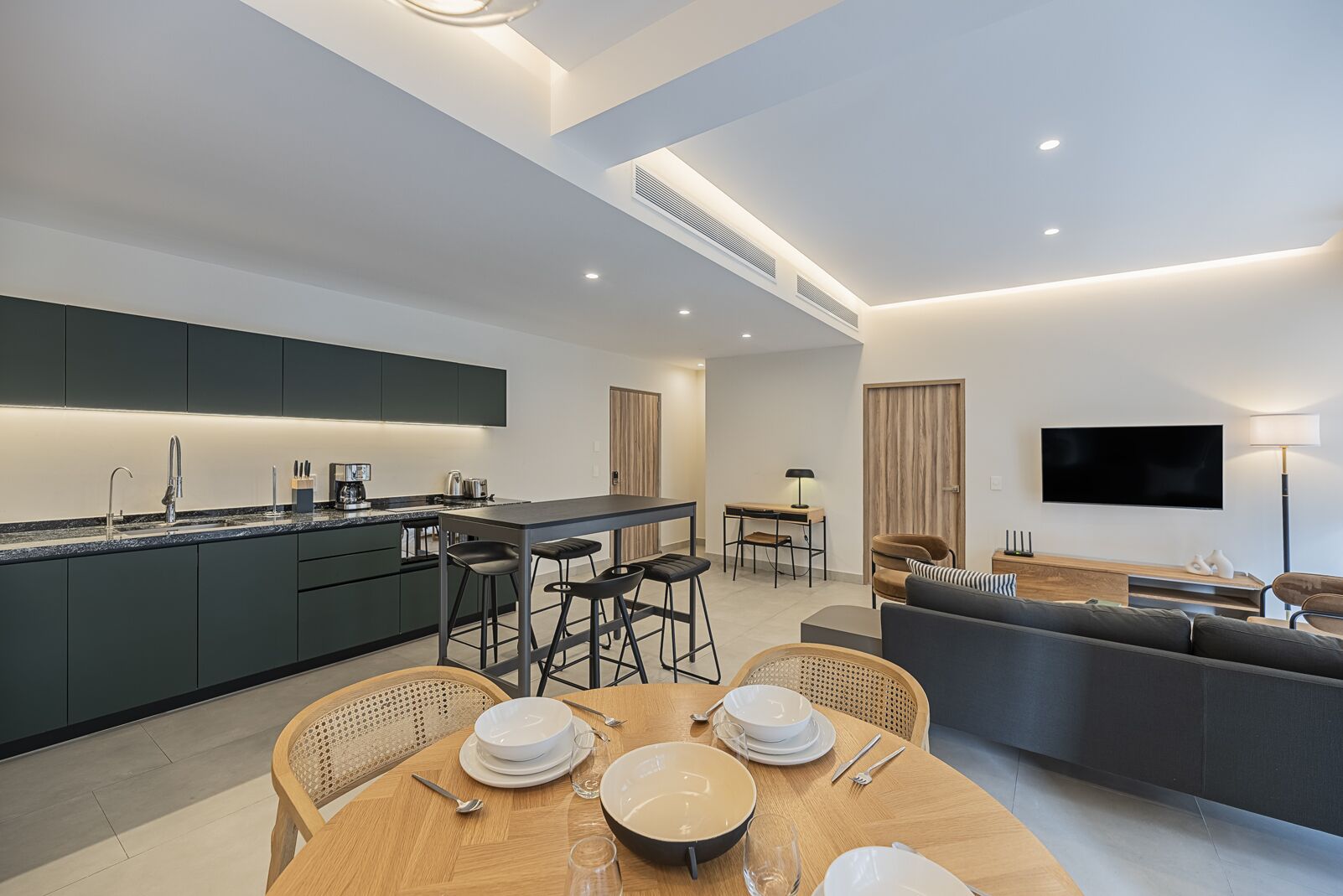 Apartamento, 2 quartos | Sala de jantar