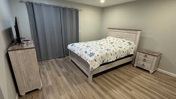 3 habitaciones, wifi gratis y ropa de cama