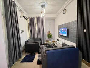 Smart TV - Sumptuous apartment, very accessible whatever the time of day and friendly (Kinshasa)