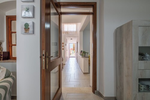 [10min From Bosa Marina] With Garden and Parking