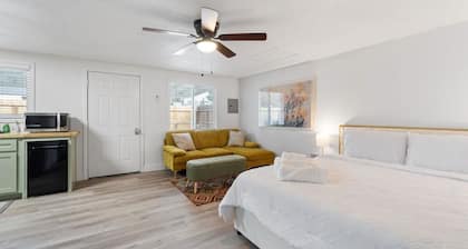 Private Studio/Guest House