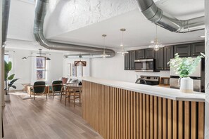 Interior - Modern Loft Apartment with Office Space (Springfield)