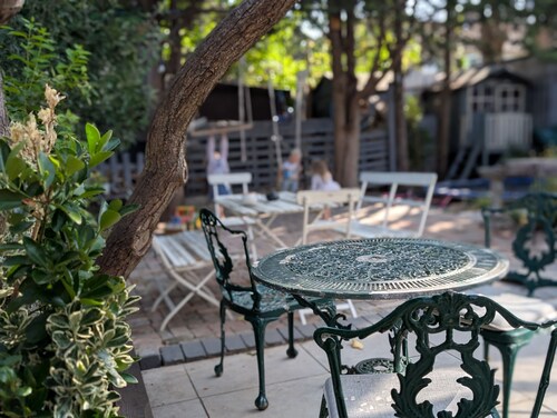 Cosy Family House | Quiet | Garden | Free Parking